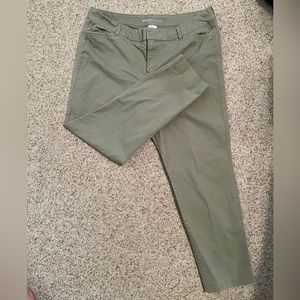 Old Navy Olive Green Chino Pants